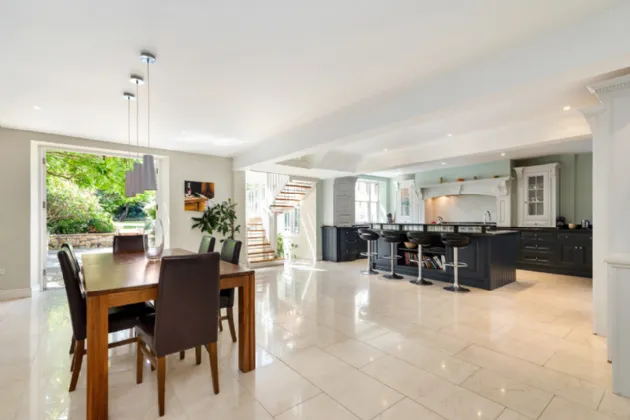 Photo of 3 St James Terrace, 6  Clonskeagh Road, Clonskeagh, Dublin 6