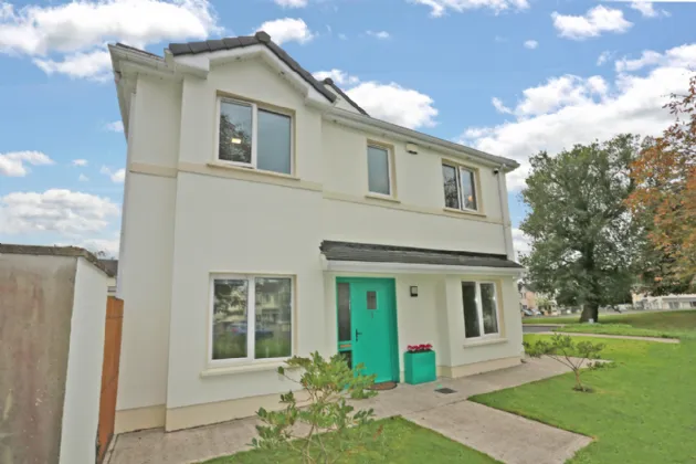 Photo of 1 Castlerock Avenue, Castlerock, Castleconnell, Co Limerick, V94PD6C