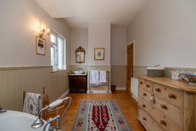 Photo of Ivy House, Loughkeen, Carrig, Birr, Co Offaly, R42 YA25