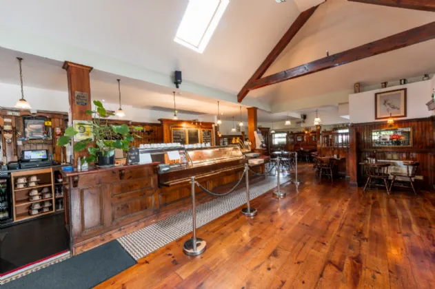 Photo of The Holy Cross Bar & Restaurant, Holycross, Butlerstown, Waterford City, X91HX93