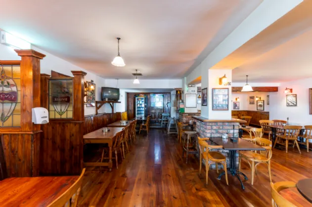 Photo of The Holy Cross Bar & Restaurant, Holycross, Butlerstown, Waterford City, X91HX93