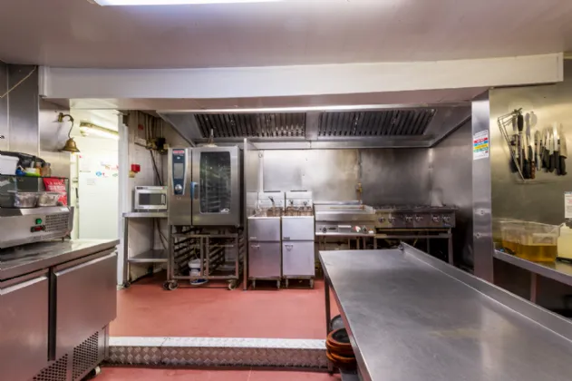 Photo of The Holy Cross Bar & Restaurant, Holycross, Butlerstown, Waterford City, X91HX93