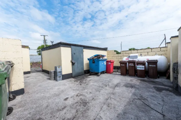 Photo of The Holy Cross Bar & Restaurant, Holycross, Butlerstown, Waterford City, X91HX93