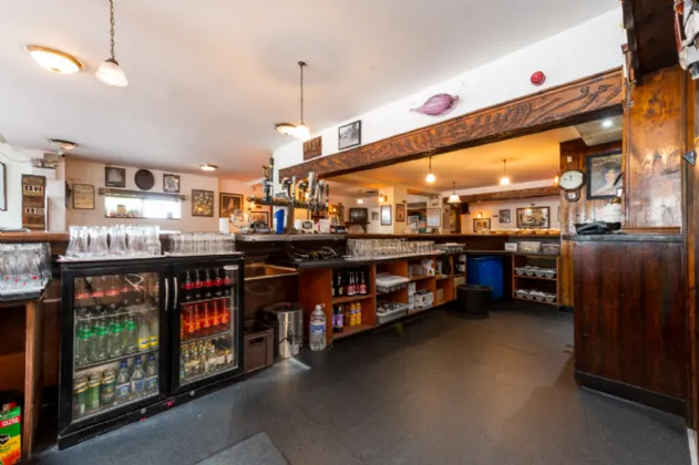 Photo of The Holy Cross Bar & Restaurant, Holycross, Butlerstown, Waterford City, X91HX93