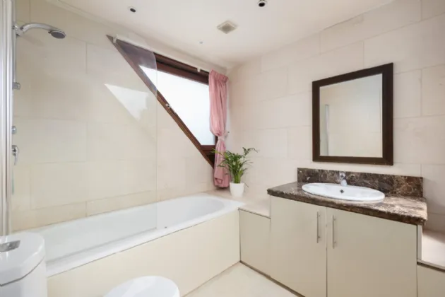 Photo of 7 Rathmichael Haven, Rathmichael, Dublin 18, D18 A0E1