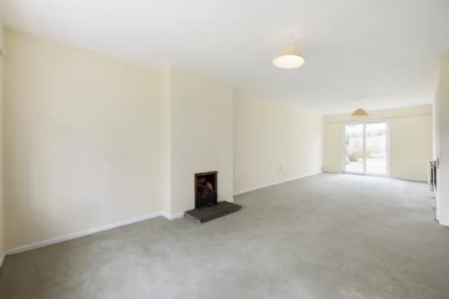 Photo of 14 Corbawn Grove, Shankill, Dublin 18, D18 E9N6