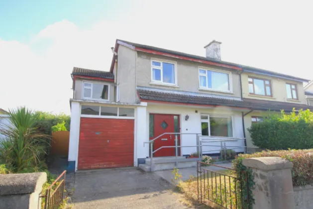 Photo of 2 Oakley Park, Tullow Road, Carlow, R93 A3C9