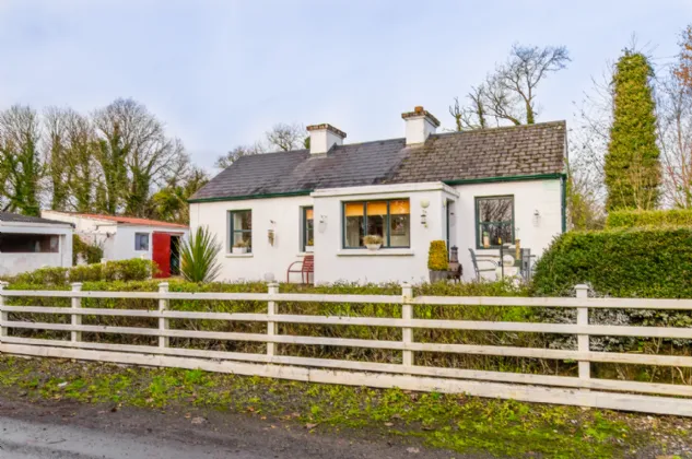 Photo of White Cottage, Doon, Strokestown, Co. Roscommon, F42 DF10