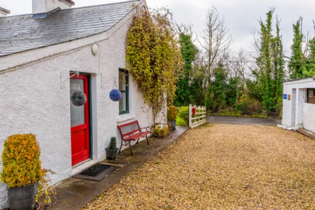 Photo of White Cottage, Doon, Strokestown, Co. Roscommon, F42 DF10