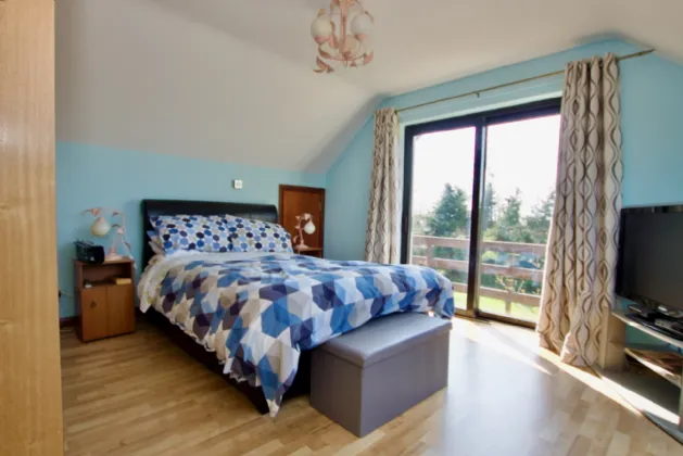 Photo of High Road, Ballykeeran, Athlone, Co. Westmeath, N37 V5W8