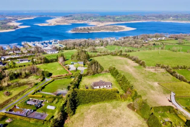 Photo of High Road, Ballykeeran, Athlone, Co. Westmeath, N37 V5W8