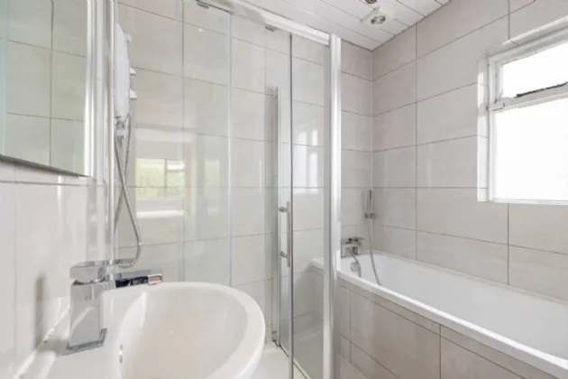 Photo of 6 Holly Park, Shankill, Dublin 18, D18 X272