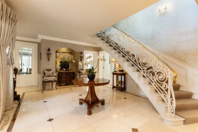 Photo of Torry, Brighton Road, Foxrock, Dublin 18, D18 Y9K6