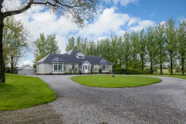 Photo of The Swallows, Raheenagurren West, Gorey, Co. Wexford, Y25N722