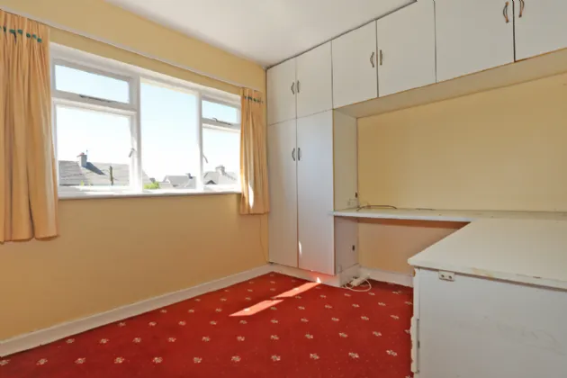 Photo of 5 Lawndale Drive, Dooradoyle, Limerick, V94 RRV0