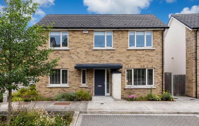 Photo of 23 Riverwood Square, Castleknock, Dublin 15, D15 E2WT