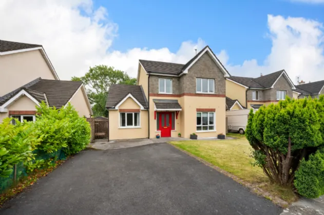 Photo of 52 Cluain Alainn, Hurlers Cross, Shannon, Co. Clare, V14 Y243