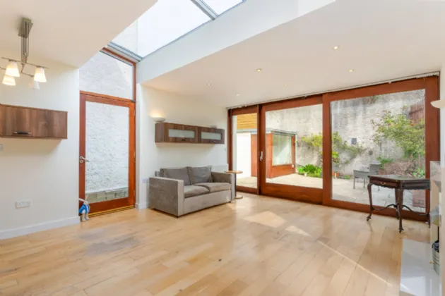 Photo of 10A Ailesbury Lawn, Dundrum, Dublin 14, D16 W218