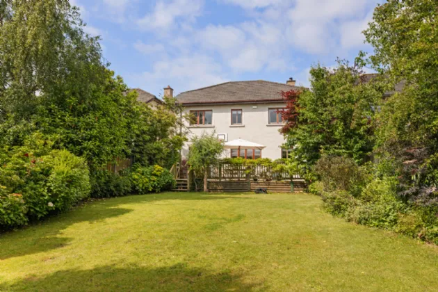 Photo of 8 Belarmine Park, Belarmine, Stepaside, Dublin 18, D18 E207