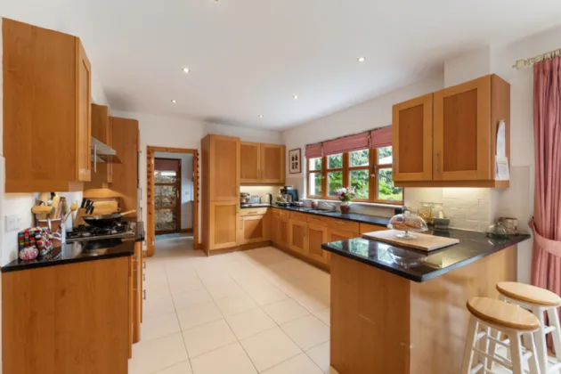 Photo of 8 Belarmine Park, Belarmine, Stepaside, Dublin 18, D18 E207