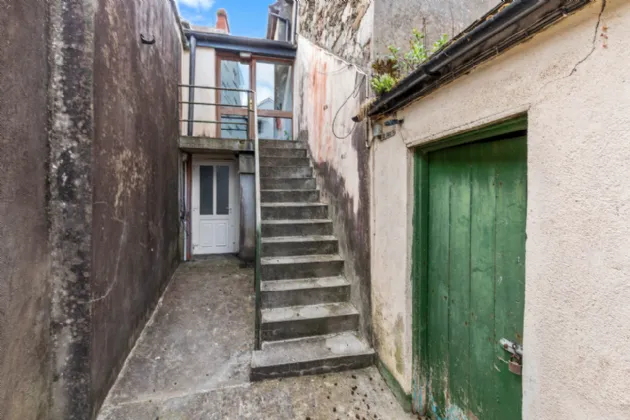 Photo of 2 Main Street, Skibbereen, Co Cork, P81 TW74