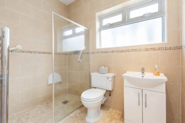 Photo of 17 Avondale Crescent, Killiney, Co Dublin, A96 HT21