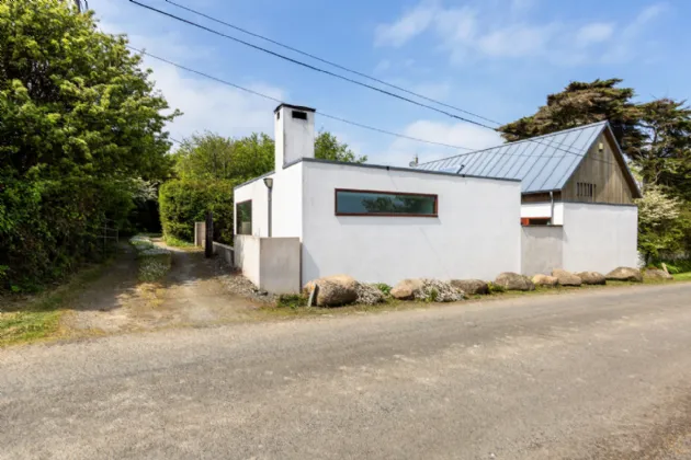 Photo of Teach Samhráin, Ballask, Carne, Co Wexford, Y35N7Y5