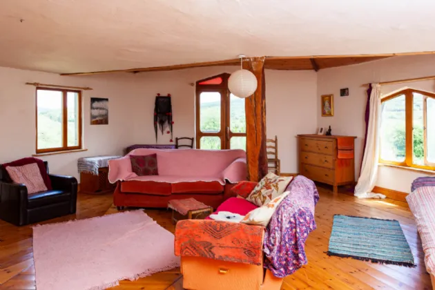 Photo of Honeycomb and Honeypot Annex, Derryduff More, Coomhola, Bantry, Co. Cork, P75WD52