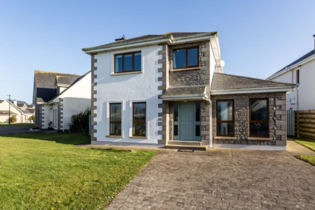 Photo of 38 South Bay, Rosslare Strand, Co. Wexford, Y35 CD43