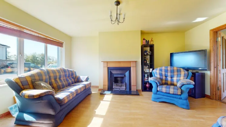 Photo of 10 Glencarra, Castlebar, Co. Mayo, F23 V098