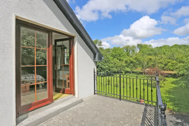 Photo of Ard Cloch, Reaskaun, Larchill, Ennis, Co Clare, V95 EDE2