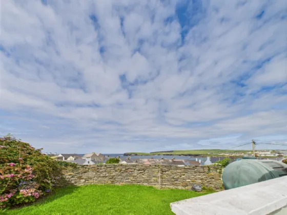 Photo of 16 Castlefield, Kilkee, Co. Clare, V15 K351