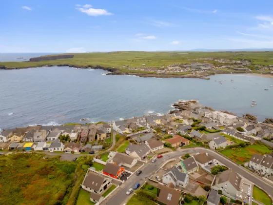 Photo of 16 Castlefield, Kilkee, Co. Clare, V15 K351