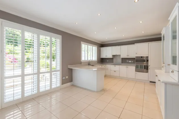 Photo of 13 Holmwood, Cabinteely, Dubin 18, D18 XV63