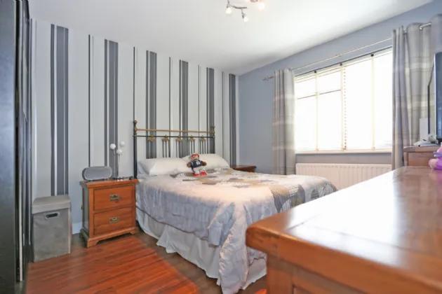 Photo of 2 Fearnóg, Shannon, Co. Clare, V14 PY05