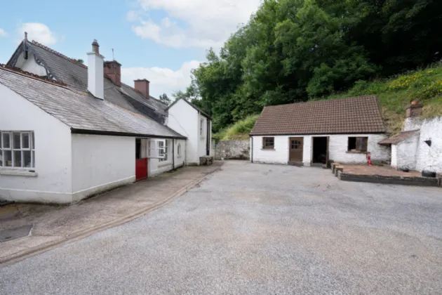 Photo of Ballynona Cottage, Ballynona South, Midleton, Co Cork, P25 E009