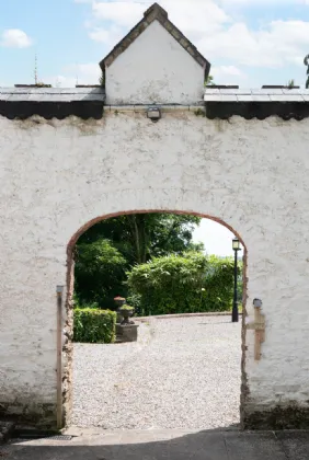 Photo of Ballynona Cottage, Ballynona South, Midleton, Co Cork, P25 E009