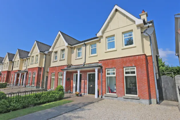 Photo of 24 Cairnsfort, Golf Links Road, Castletroy, Limerick, V94 KW3C