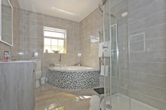 Photo of Ballyduff, Barefield, Ennis, Co. Clare., V95 YXE9