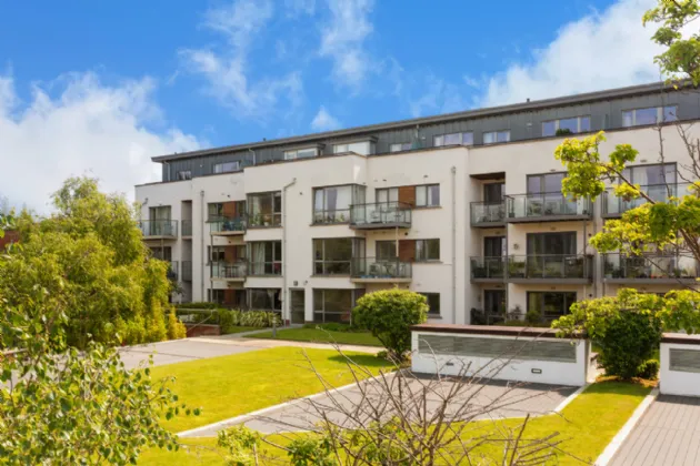 Photo of 90 Southmede, Ballinteer Road, Dublin 16, D16 K969