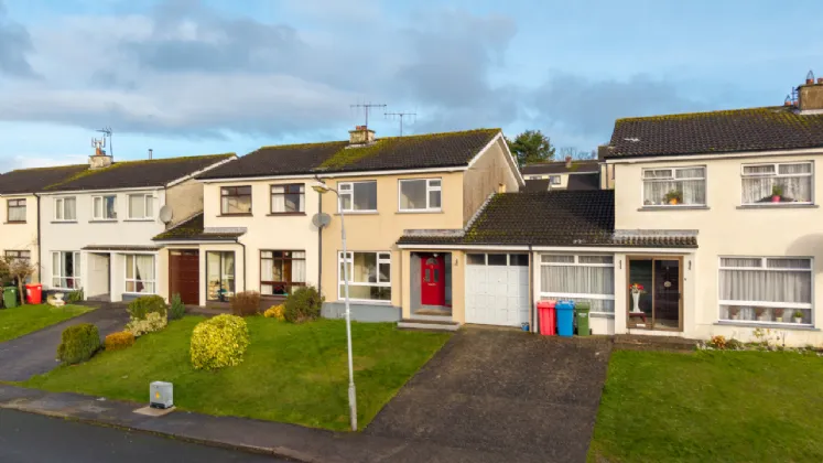 Photo of 102 Willow Close, Fethard Road, Clonmel, Co. Tipperary, E91TR88