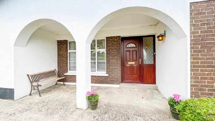 Photo of 12 Oakwood, Kilfera, Bennettsbridge Road, Kilkenny, R95 D2XH