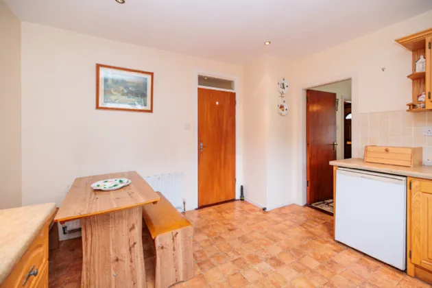 Photo of 12 Oakwood, Kilfera, Bennettsbridge Road, Kilkenny, R95 D2XH