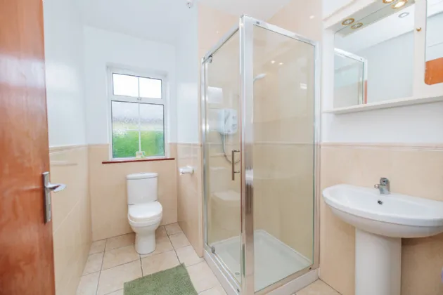 Photo of 12 Oakwood, Kilfera, Bennettsbridge Road, Kilkenny, R95 D2XH