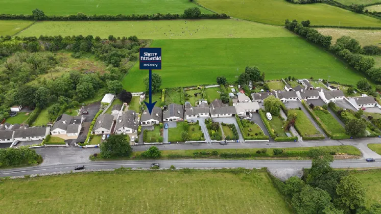 Photo of 12 Oakwood, Kilfera, Bennettsbridge Road, Kilkenny, R95 D2XH