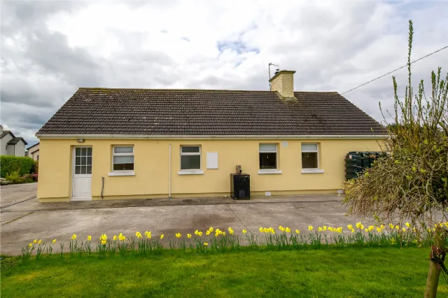 Photo of Bweeng West,, Bweeng,, Co Cork, P51DV58