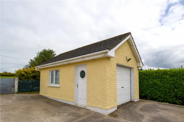 Photo of Bweeng West,, Bweeng,, Co Cork, P51DV58