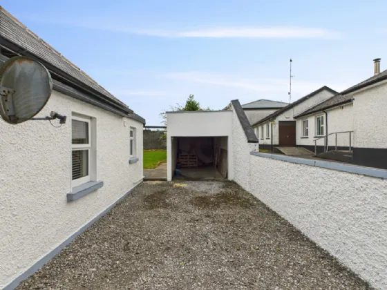 Photo of New Inn, Ballinasloe, Co. Galway, H53 X6X0