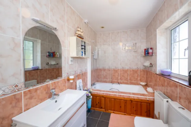 Photo of Little Oaks, Carrignaveen, Canons Cross, Inniscarra, Co Cork, P31EV80