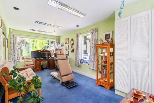 Photo of Lough Bawn, Newtownpark Avenue, Blackrock, Co. Dublin, A94 C3V5